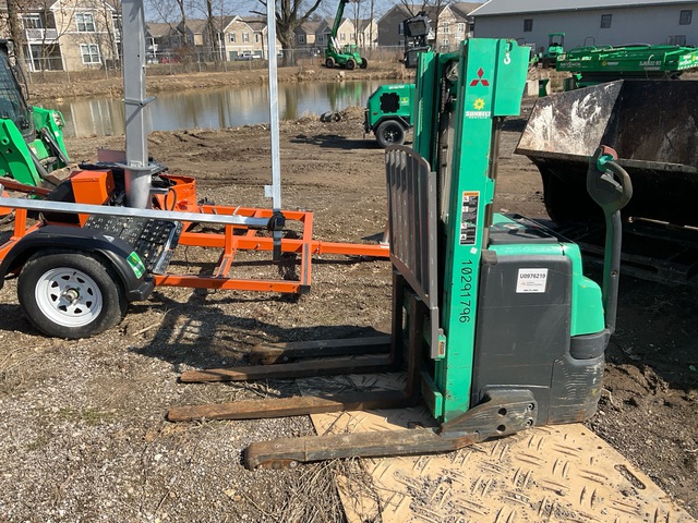 2020 Mitsubishi EJC216b 3528 lb Order Picker (Inoperable)