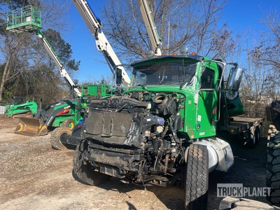 2019 Peterbilt 348 6x4 Rollback Truck (Inoperable)