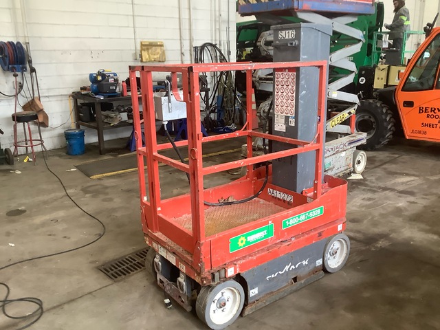 2017 Skyjack SJ16 Vertical Mast Lift 2017 Skyjack SJ16 Vertical Mast Lift