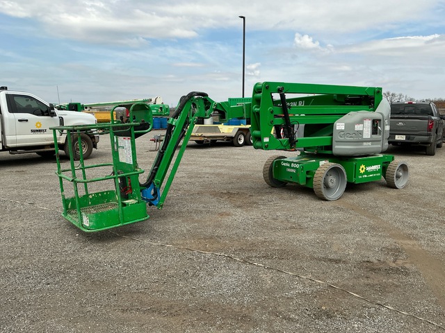 2016 Genie Z-40/23NRJ 2WD Electric Articulating Boom Lift 2016 Genie Z-40/23NRJ 2WD Electric Articulating Boom Lift