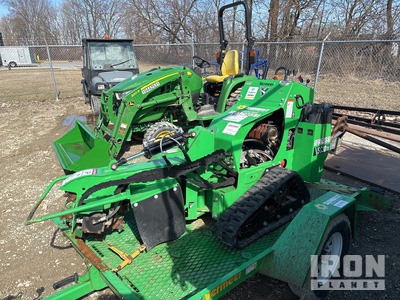 2022 Vermeer SC30TX Tracked Stump Grinder w/ Vermeer TLR33 Trailer