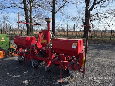 Becker Aeromat Einzelkornsämaschine