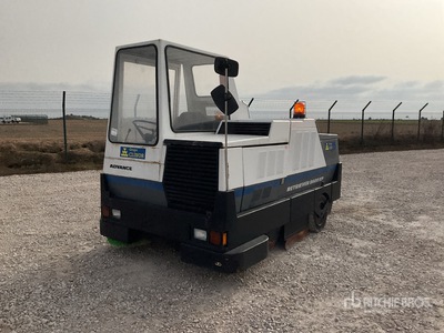 1996 Advance Retriver 6600XP Camion barredora