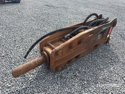 2007 WT Zero 128G2 Młot hydrauliczny