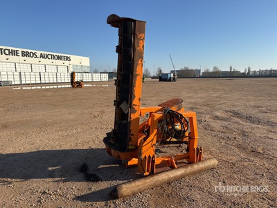 2011 Noremat Sprinta 2000 2000 mm 3-Point Broyeur Side 芝刈り機