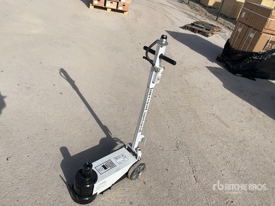 AY80 Pneumatic 80ton Jack (Unused)