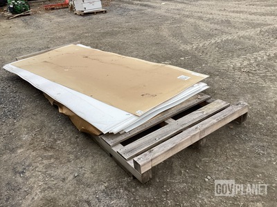 (22) Sheets of Laird Plastics 10' x 4' x 1/8" ASTM D4802 Plastic
