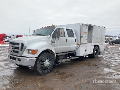 2006 Ford F-750 4x2 Crew Cab Lube Truck