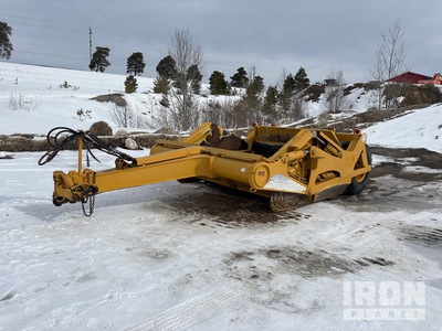 2005 John Deere 1810E 4 Tire Ejector Pull Scraper