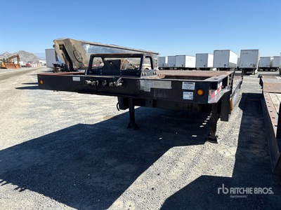 2017 Trail King TK80HT 35 ft T/A Hydraulic Tail Trailer