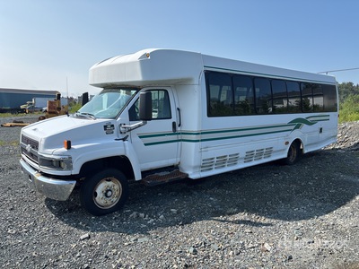 2006 Chevrolet Kodiak C5500 Bus (Inoperable)