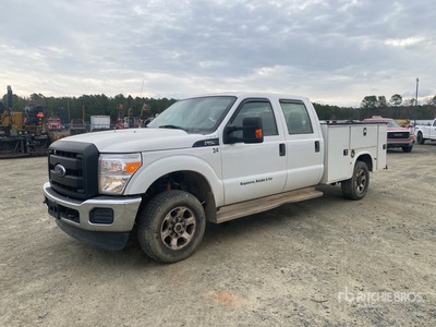 2015 Ford F-250 4x4 Crew Cab Camión Utilitario