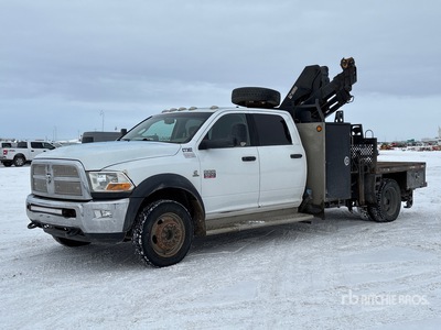 2012 Hiab 077BS-3CLX 7385 lb Knuckle Boom on 2011 Ram 5500 4x4 Crew Cab Camion à Fèche