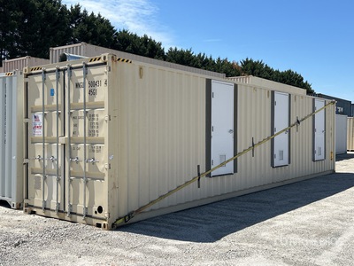 40 ft 7 Shower Facility Storage Container
