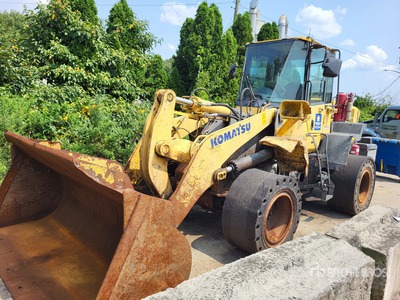 Komatsu WA320 Wheel Loader (Inoperable)