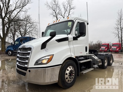 2019 Freightliner 6x4 T/A Day Cab Truck Tractor