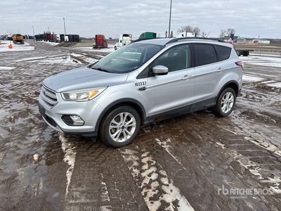 2018 Ford Escape 2WD سيارة رياضية متعددة الاستخدامات