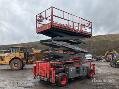 2016 Skyjack SJ9250RT 4x4 Diesel Scissor Lift