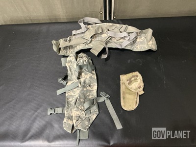 (44) Molded Waist Belts, (77) Waist Packs & Assorted Items