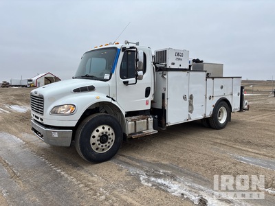 2018 Freightliner M2106 4x2 Camion de service