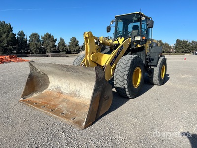 2014 Komatsu WA320-7 Wheel Loader