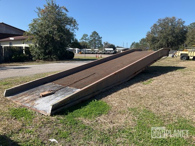 Loading/Unloading Ramp