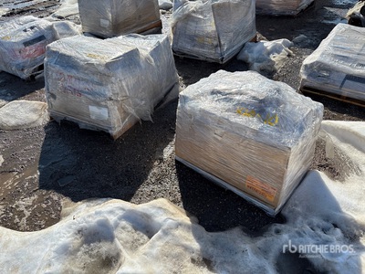 Quantity of (2) Boxes of Komatsu Parts بنود متنوعة - قطع المعدات