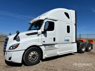 2019 Freightliner Cascadia 126 6x4 T/A Sleeper Truck Tractor