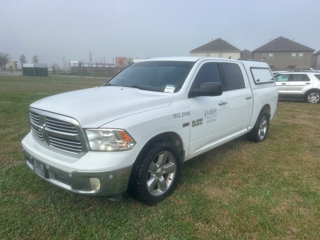 2016 Ram 1500 4x2 Crew Cab Pickup