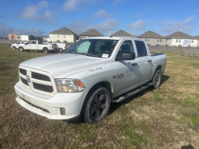 2017 Ram 1500 4x2 Crew Cab Pickup