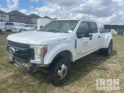2019 Ford F-350 XL 4x4 Crew Cab Pickup