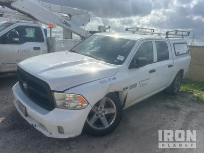 2015 Ram 1500 4x2 Crew Cab Pickup