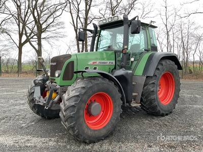 2005 Fendt 714 Vario 4WD Tractor