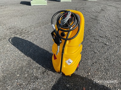 Emiliana Serbatoi EU-TANK 110 110 L Poly Portable Gas Transfer and Dispensing Tank Fuel Tank (Unused)