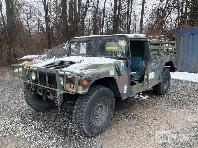 1986 AM General M1097R1 HMMWV 2 Door Soft Top w/Truck Body