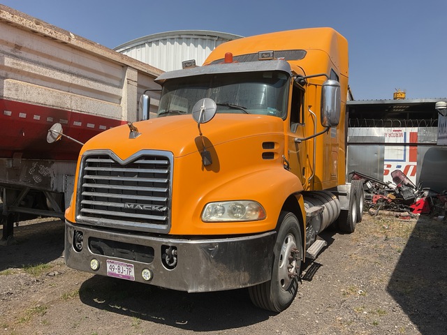 2017 Mack CXU613E 6x4 T/A Sleeper Truck Tractor (Inoperable)