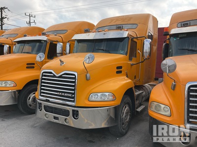 2017 Mack CXU613 T/A Sleeper Truck Tractor