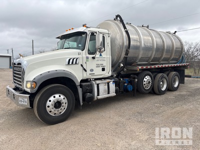 2018 Vantage on 2019 Mack GR64F Pinnacle 8x4 Hydro Vacuum Excavator Truck