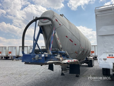 1981 Hobbs Semiremolque Tipo Tolva / Pneumatic Bulk Trailer