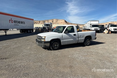 2004 Chevrolet C1500 4x2 Pickup