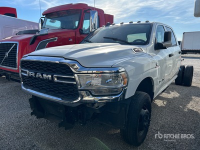 2022 Ram 3500 4x4 Crew Cab Pick-up