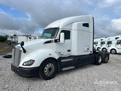 2019 Kenworth T680 6x4 T/A Sleeper Truck Tractor