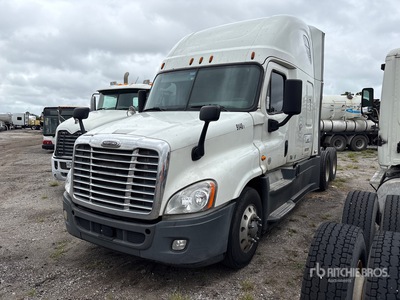2016 Freightliner Cascadia 125 6x4 T/A Sleeper Truck Tractor