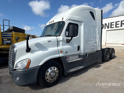 2016 Freightliner Cascadia 125 6x4 T/A Sleeper Truck Tractor