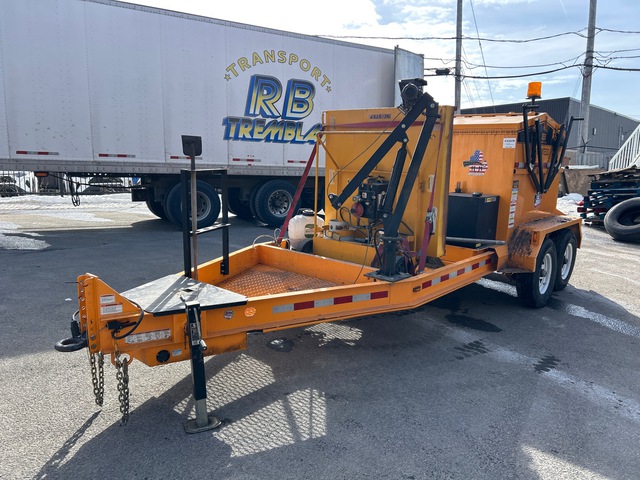 2020 KM International 8000 TEDD T/A Hot Box Trailer