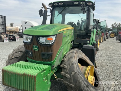 2018 John Deere 6155E Allradtraktor