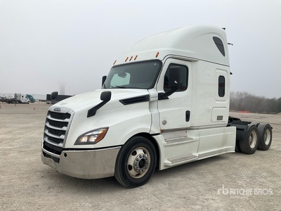 2019 Freightliner Cascadia 126 6x4 T/A Sleeper Truck Tractor