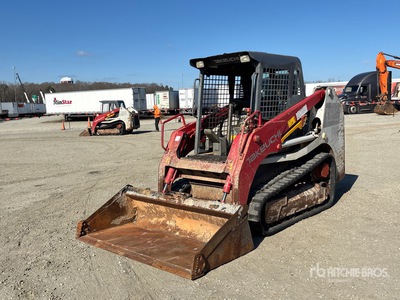 2015 Takeuchi TL8 Compact Track Loader
