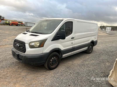 2015 Ford Transit 250 Furgoneta de carga