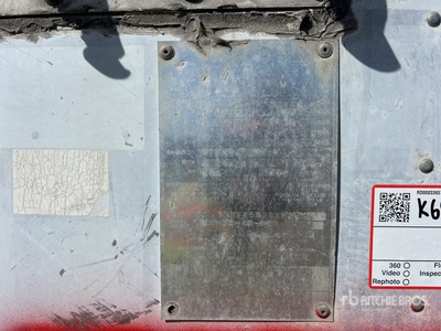 1998 Monon 53 ft x 102 in T/A Van Trailer